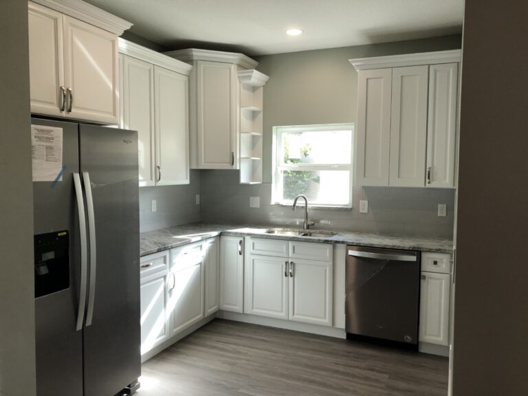 Additional Family Unit - St Johns County, FL Kitchen